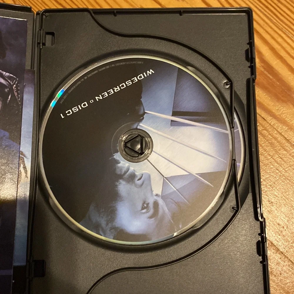 X2: X-Men United (Two-Disc Widescreen Edition)